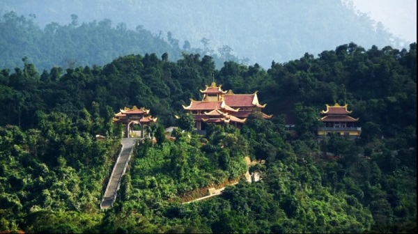 Yen Tu Pagoda