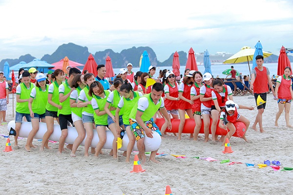 teambuilding on the beach 