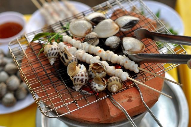 Fresh seafood Hon Kho
