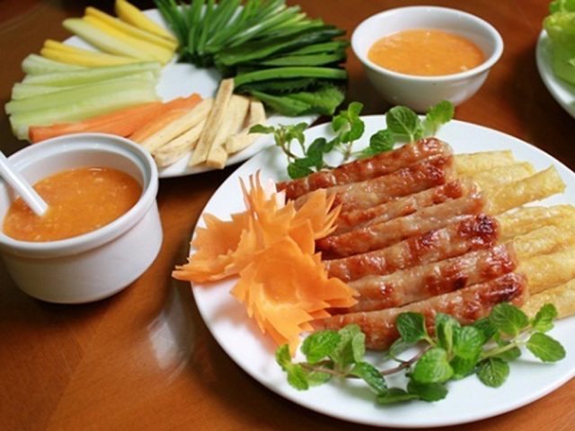 baked rolls - Quy Nhon specialties 