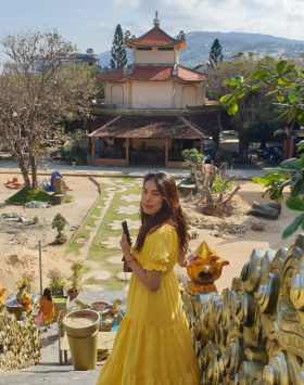 Quy Nhon Tourism-연말에 성전을 방문하는 순례